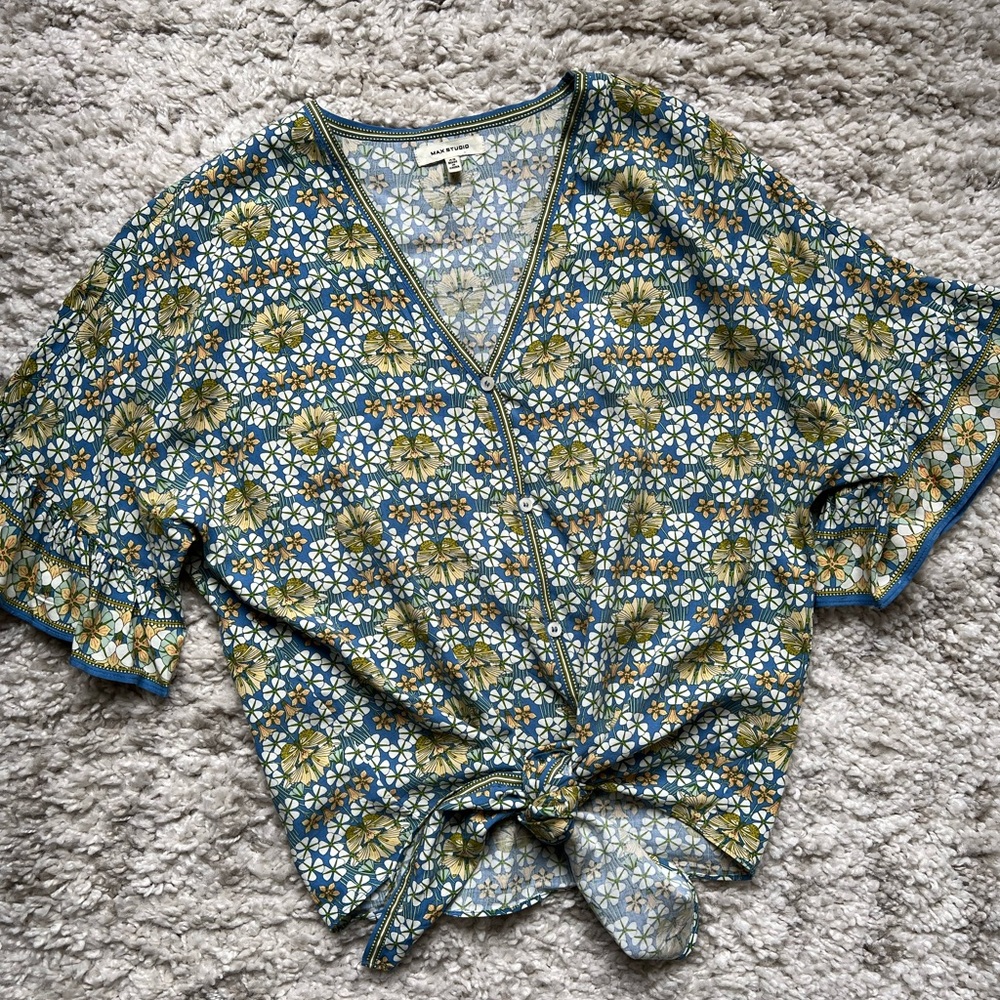 Floral Tie Front Blouse